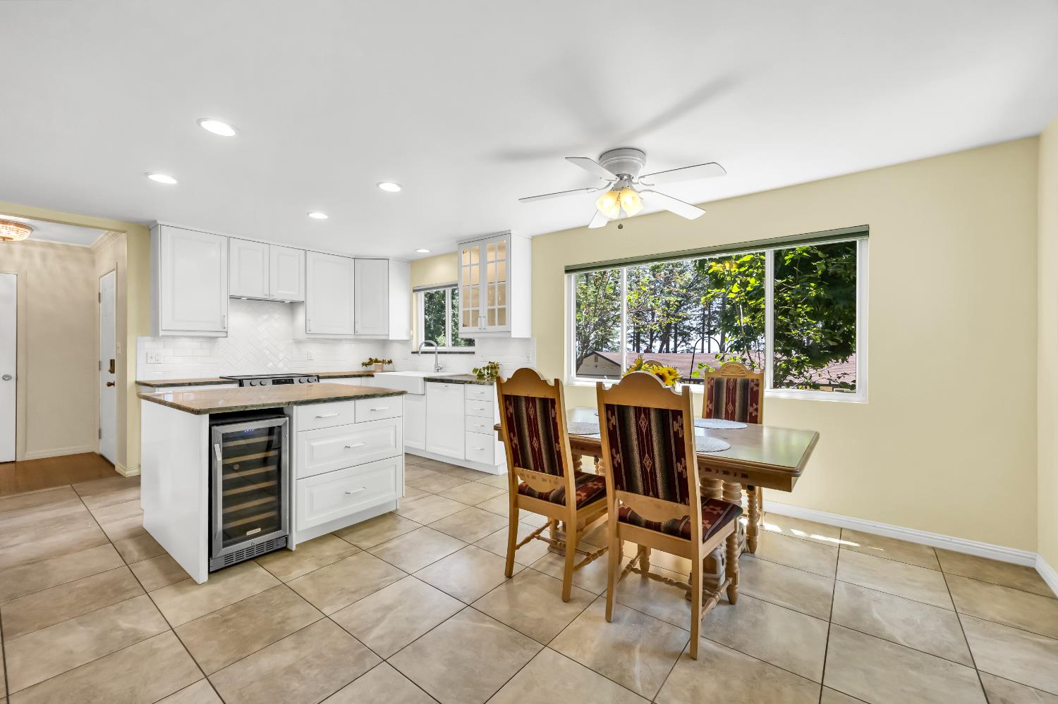 Detail Gallery Image 19 of 59 For 3975 Valley Vista Dr, Camino,  CA 95709 - 3 Beds | 2 Baths