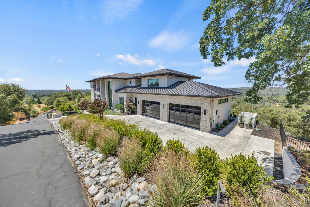 Detail Gallery Image 4 of 98 For 8140 Brookhollow Ct, Loomis,  CA 95650 - 4 Beds | 4/2 Baths
