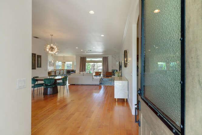 Detail Gallery Image 4 of 78 For 3710 Esperanza Dr, Sacramento,  CA 95864 - 4 Beds | 3/1 Baths