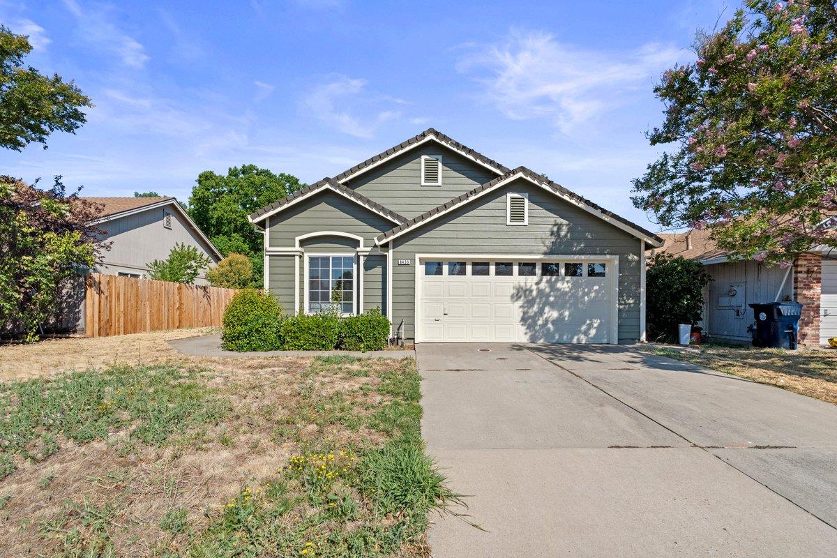 8435 Dartford Dr, Sacramento CA 95632