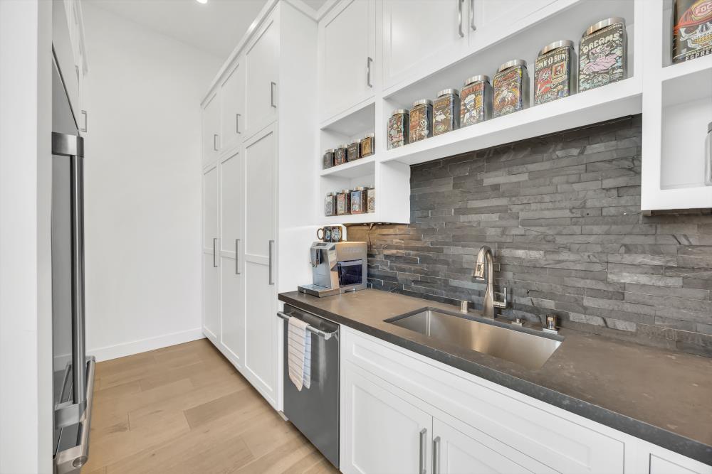 Detail Gallery Image 17 of 98 For 8140 Brookhollow Ct, Loomis,  CA 95650 - 4 Beds | 4/2 Baths