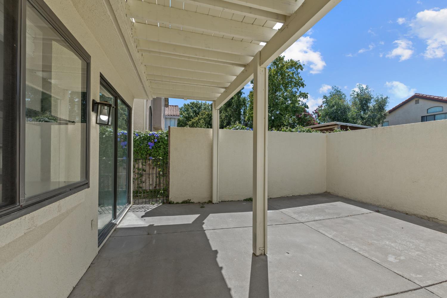 Detail Gallery Image 32 of 44 For 5038 Felicia Way, Elk Grove,  CA 95758 - 3 Beds | 2/1 Baths