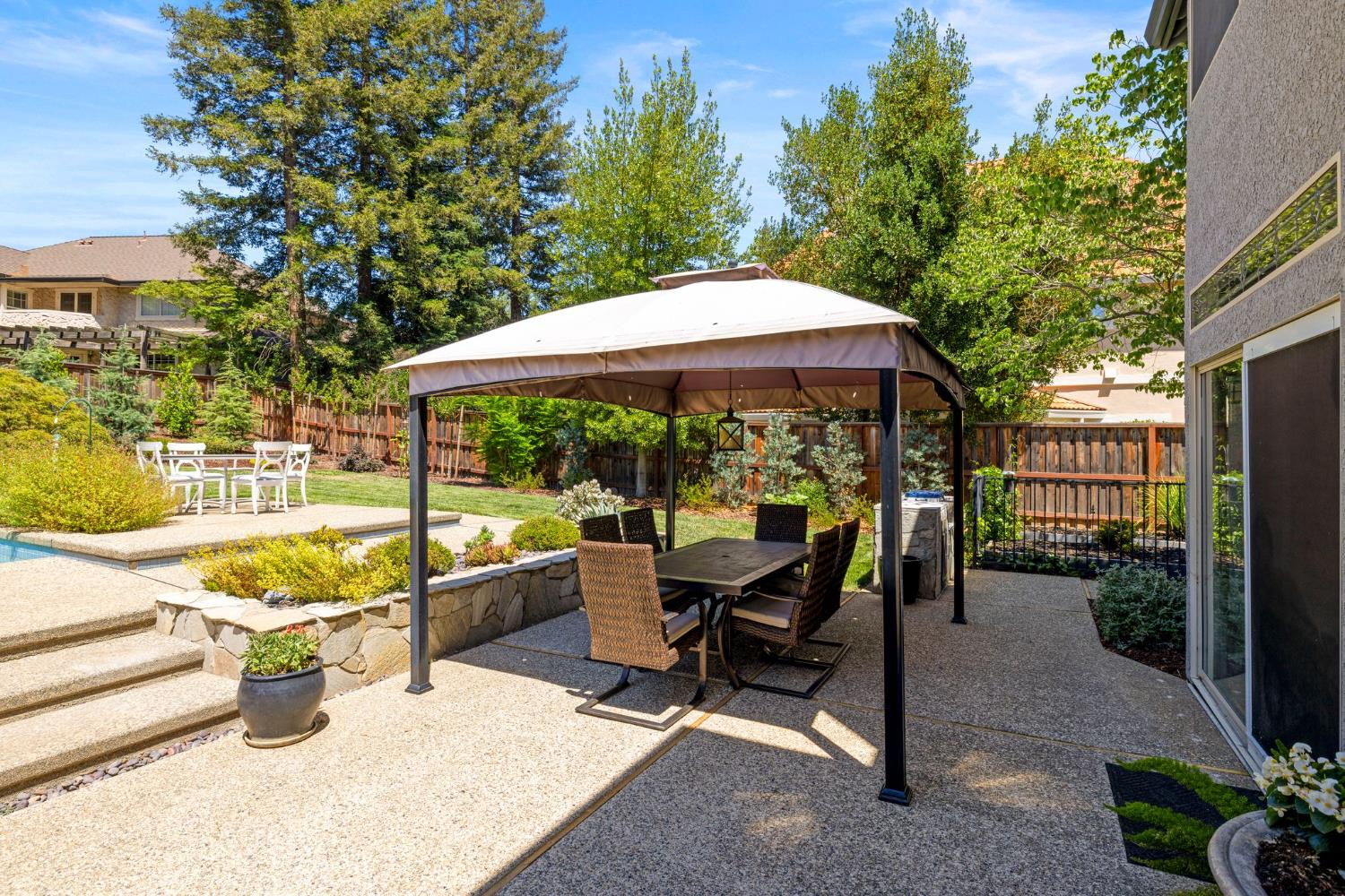 Detail Gallery Image 52 of 58 For 4330 Hale Ranch Ln, Fair Oaks,  CA 95628 - 4 Beds | 3 Baths