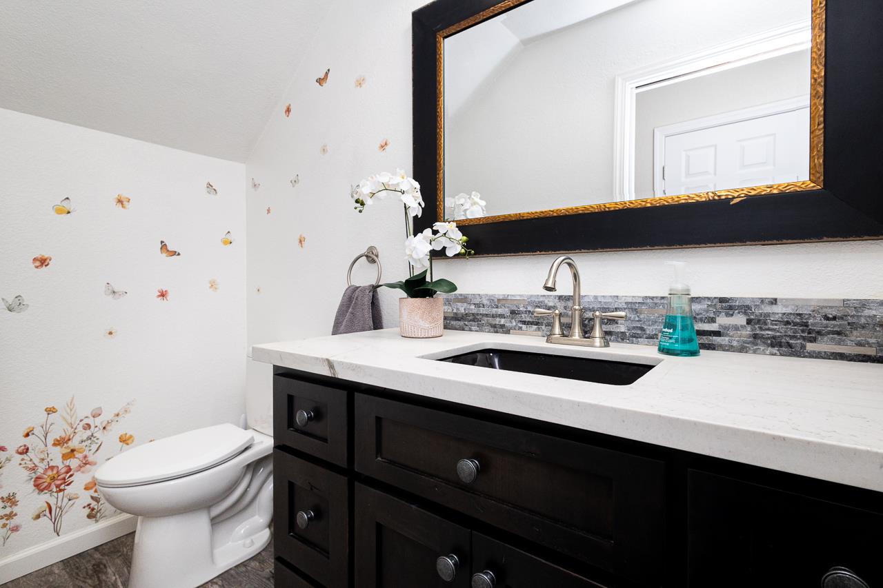 Detail Gallery Image 18 of 24 For 4013 Quarry Ct, Loomis,  CA 95650 - 3 Beds | 2/1 Baths