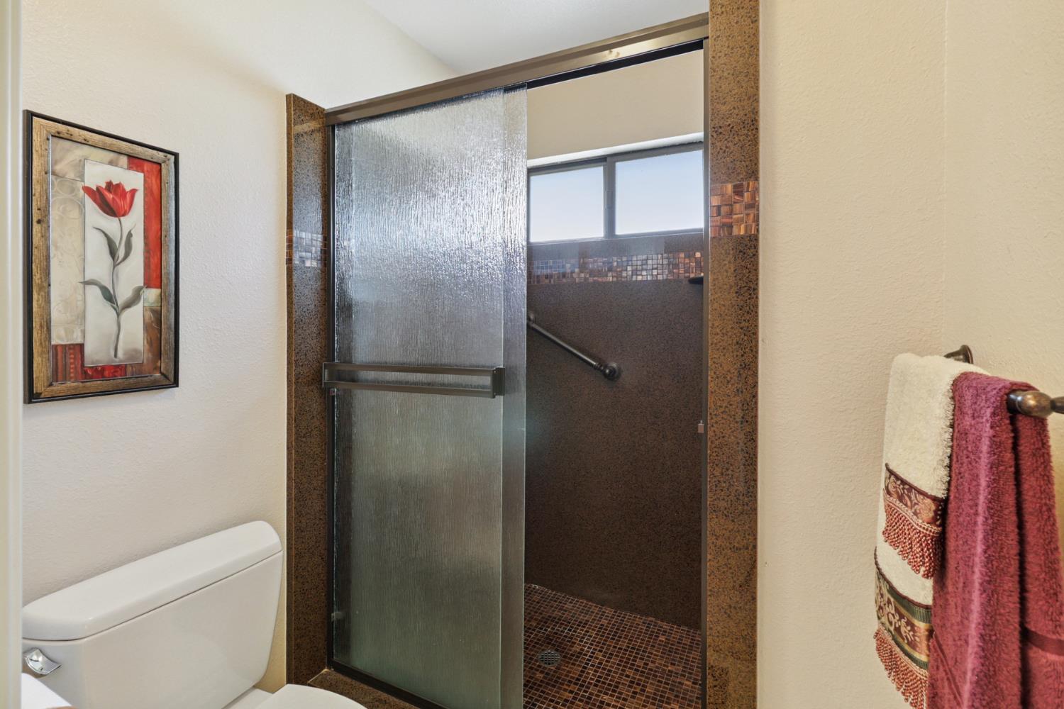 Detail Gallery Image 30 of 95 For 7919 Wonder St, Citrus Heights,  CA 95610 - 4 Beds | 2/1 Baths