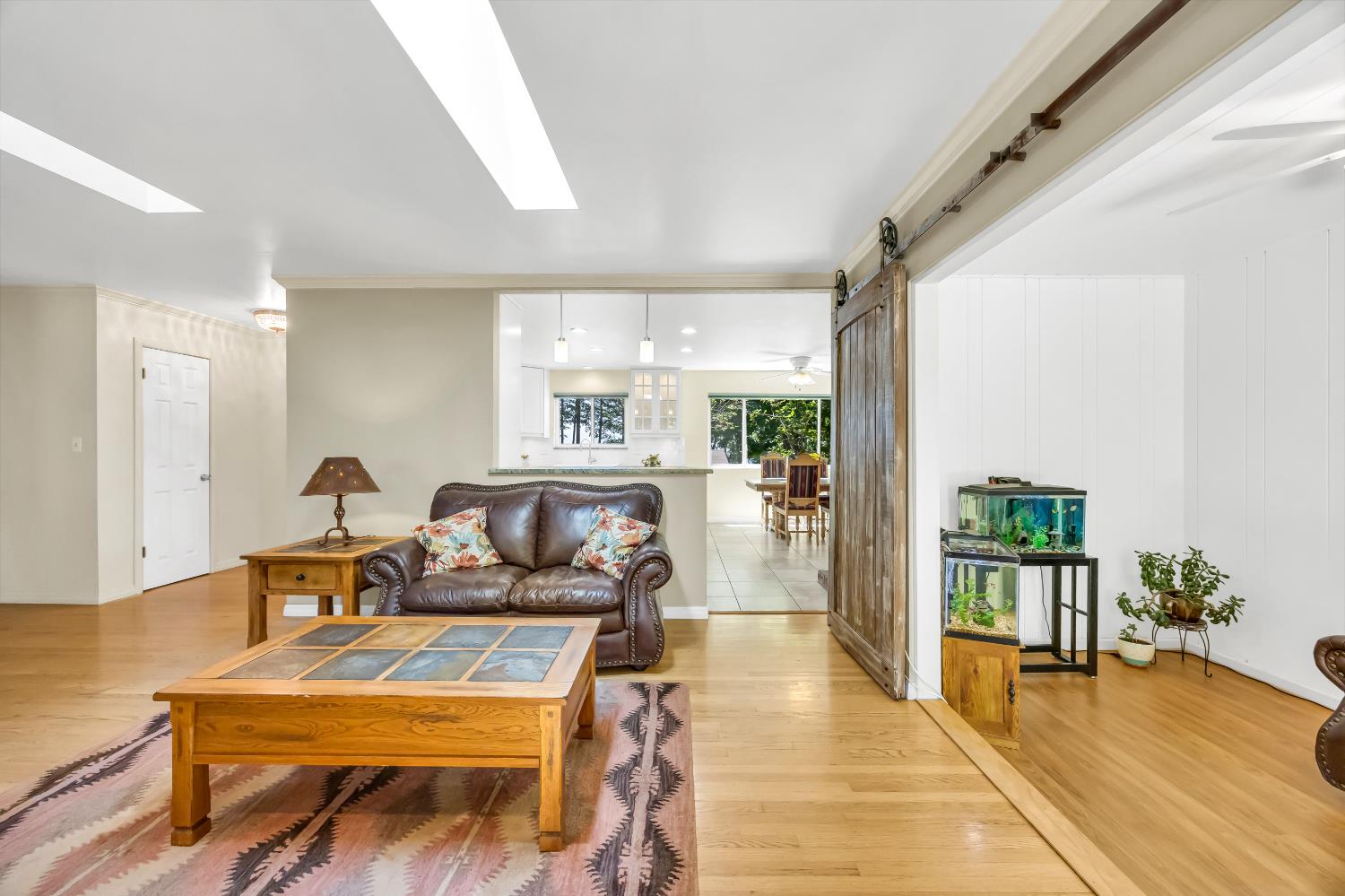 Detail Gallery Image 11 of 59 For 3975 Valley Vista Dr, Camino,  CA 95709 - 3 Beds | 2 Baths