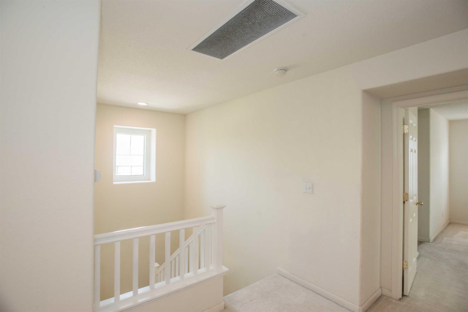 Detail Gallery Image 29 of 68 For 2210 Arnold Dr, Rocklin,  CA 95765 - 4 Beds | 2/1 Baths