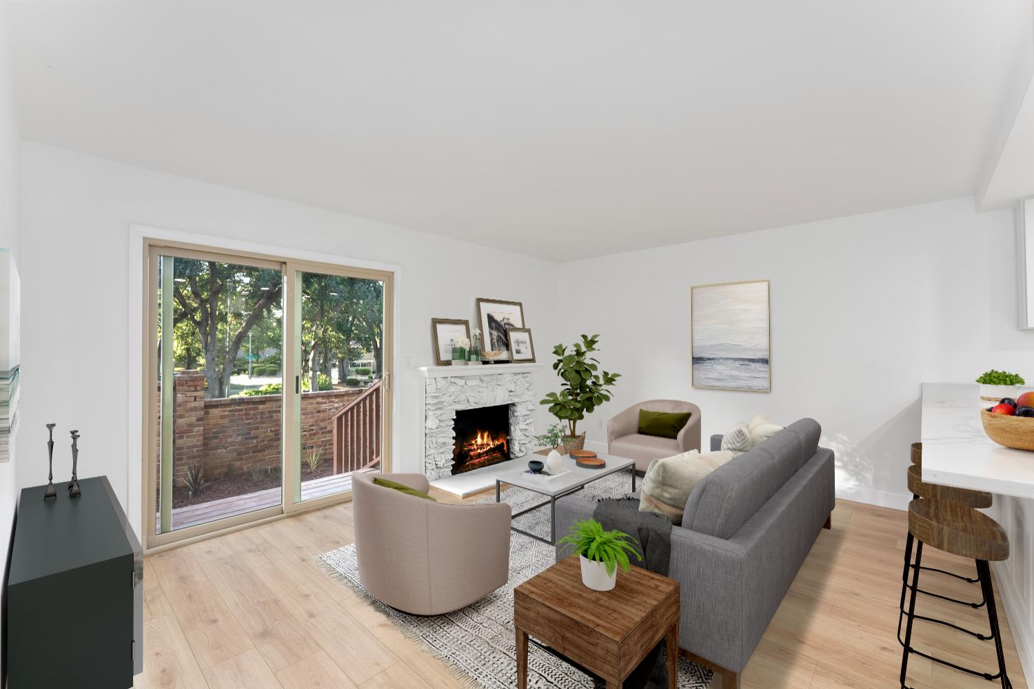 Detail Gallery Image 5 of 26 For 6804 Madrea Ct, Citrus Heights,  CA 95621 - 4 Beds | 2/1 Baths