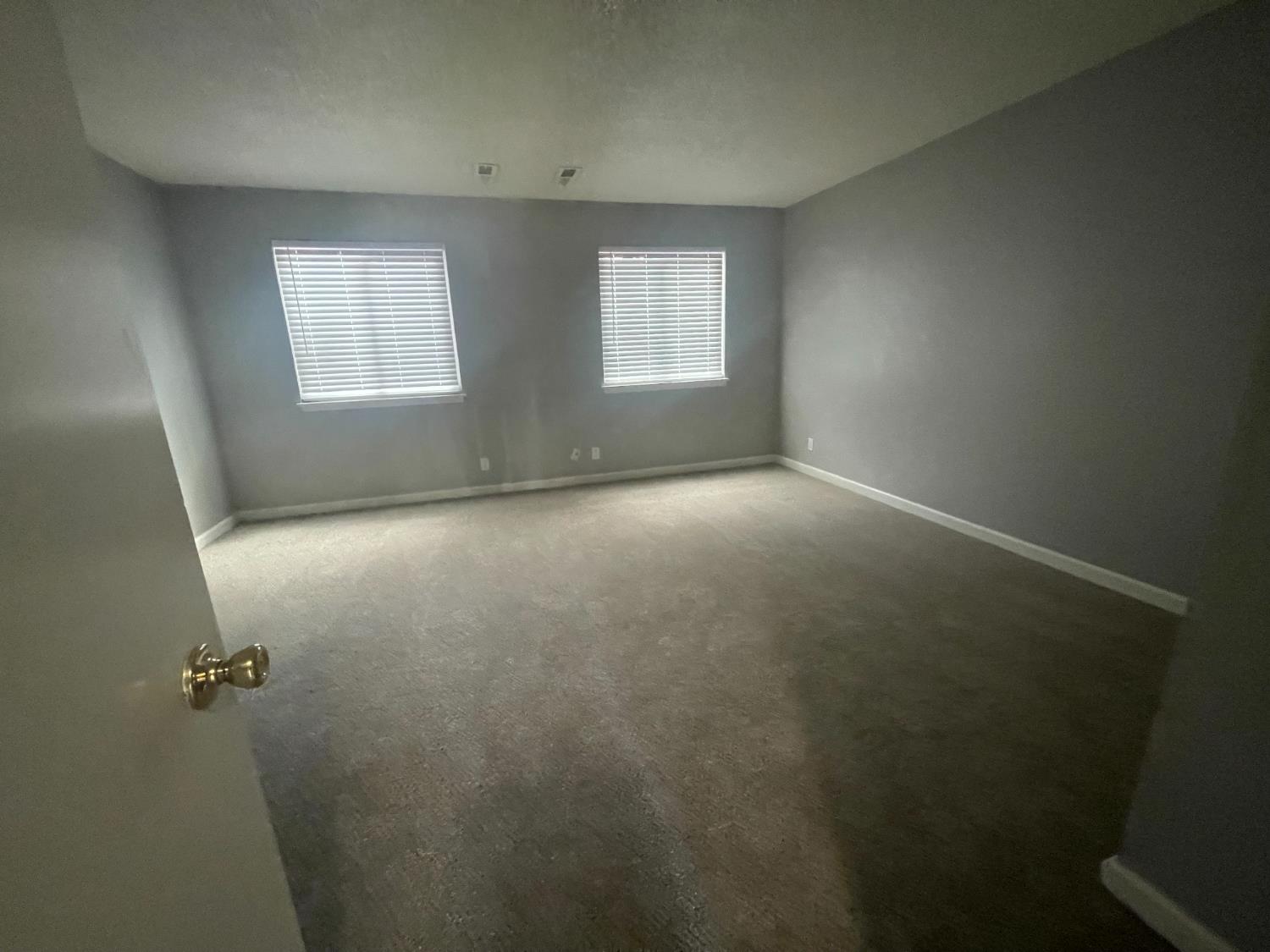 Detail Gallery Image 11 of 17 For 810 W 1st Ave, Chico,  CA 95926 - – Beds | – Baths