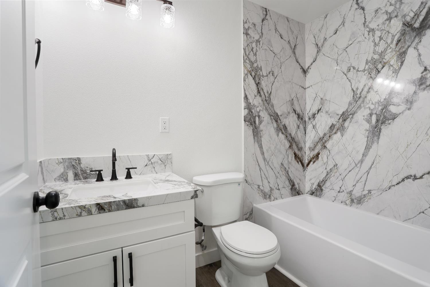 Detail Gallery Image 22 of 27 For 537 Palm Ave, Lodi,  CA 95240 - 4 Beds | 2 Baths