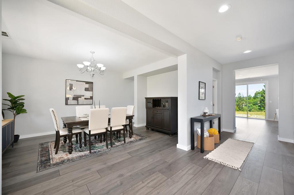 Detail Gallery Image 4 of 55 For 6279 Bridgeport Dr, Shingle Springs,  CA 95682 - 4 Beds | 2/1 Baths
