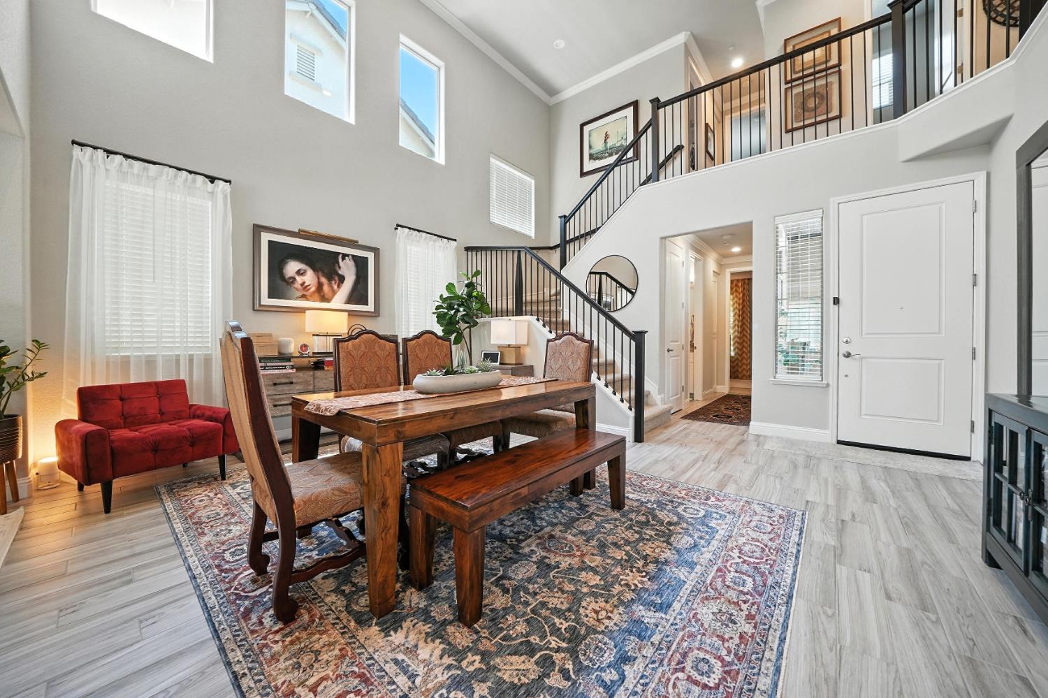 Detail Gallery Image 9 of 44 For 668 Morning Glory Cir, Ione,  CA 95640 - 4 Beds | 3 Baths