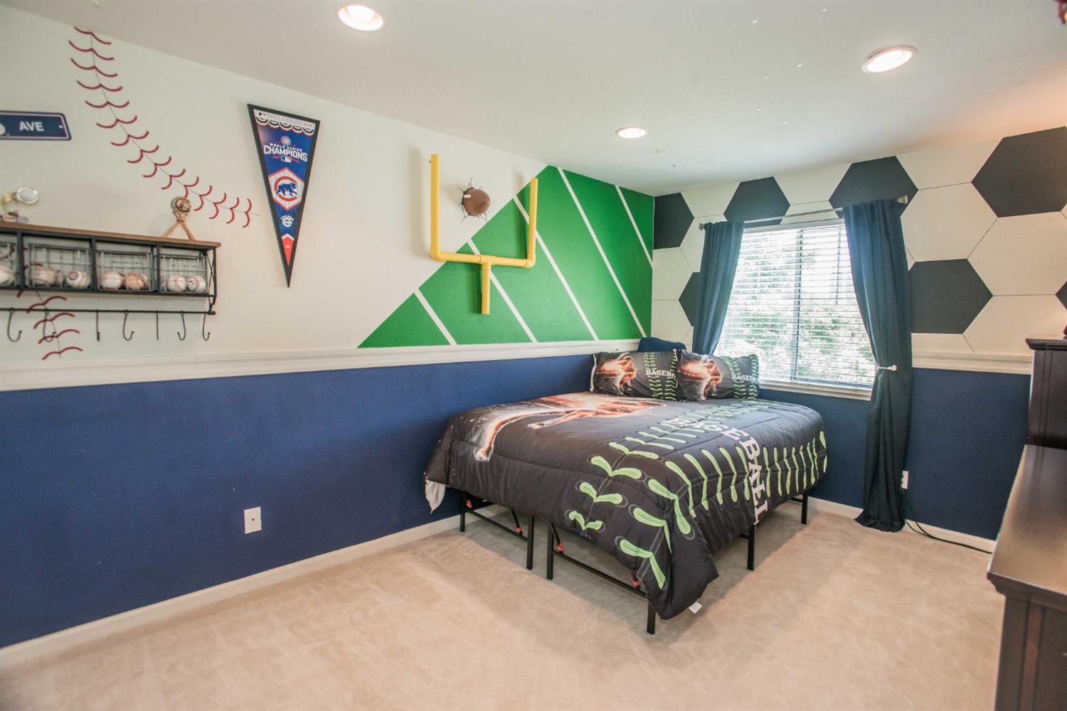 Detail Gallery Image 42 of 68 For 2210 Arnold Dr, Rocklin,  CA 95765 - 4 Beds | 2/1 Baths
