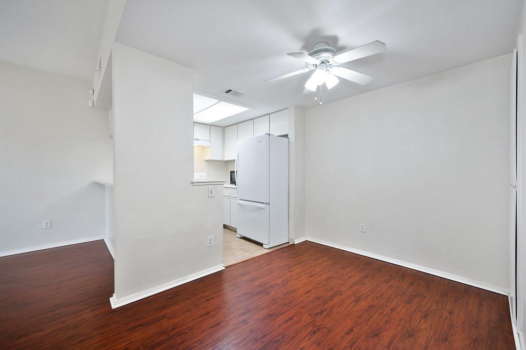 Detail Gallery Image 14 of 50 For 2561 Fulton Square Ln #59,  Sacramento,  CA 95821 - 2 Beds | 2 Baths