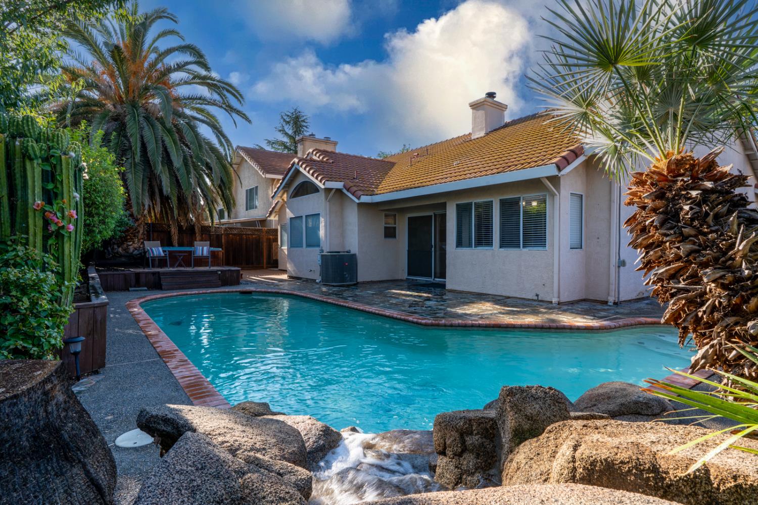 Detail Gallery Image 48 of 71 For 934 Neal St, Los Banos,  CA 93635 - 4 Beds | 2 Baths