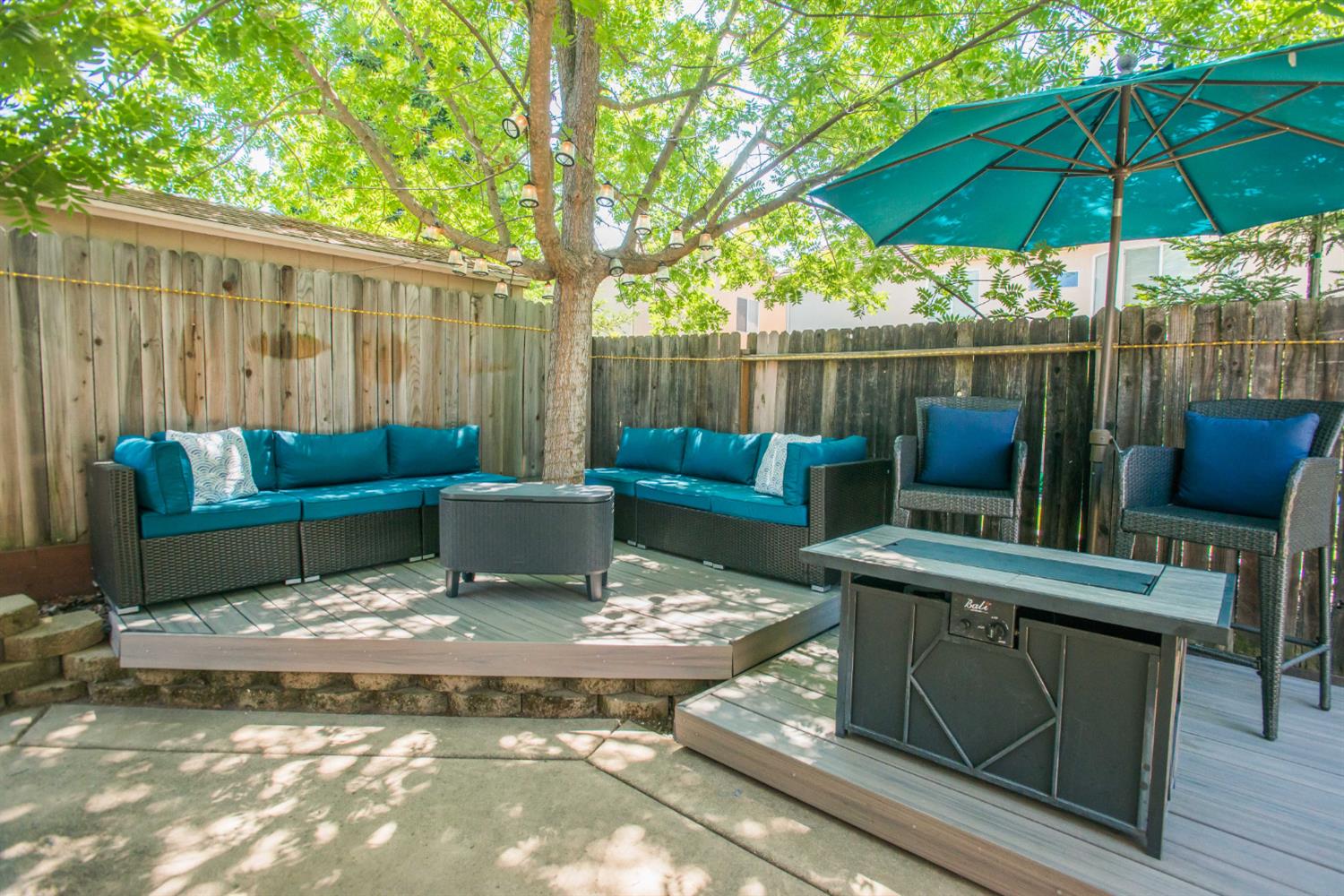 Detail Gallery Image 1 of 68 For 2210 Arnold Dr, Rocklin,  CA 95765 - 4 Beds | 2/1 Baths