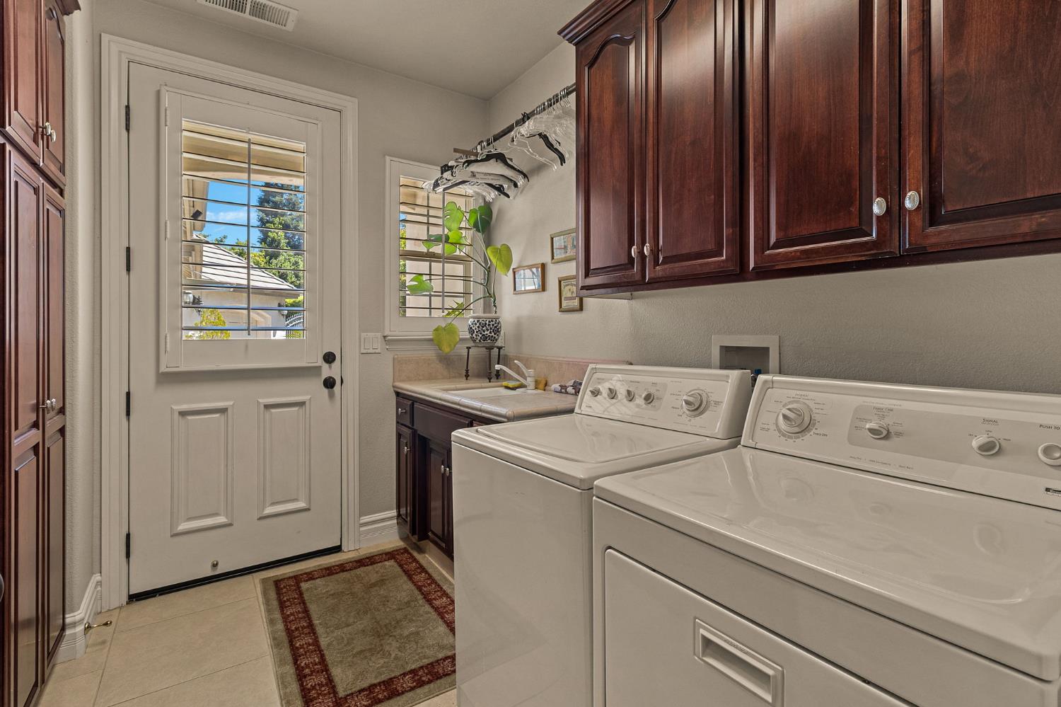 Detail Gallery Image 35 of 57 For 4325 Jacinthe Ct, Modesto,  CA 95356 - 4 Beds | 4/1 Baths