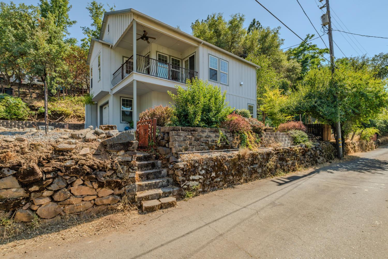 Detail Gallery Image 36 of 75 For 14385 Gods Hls, Amador City,  CA 95601 - 2 Beds | 2/1 Baths