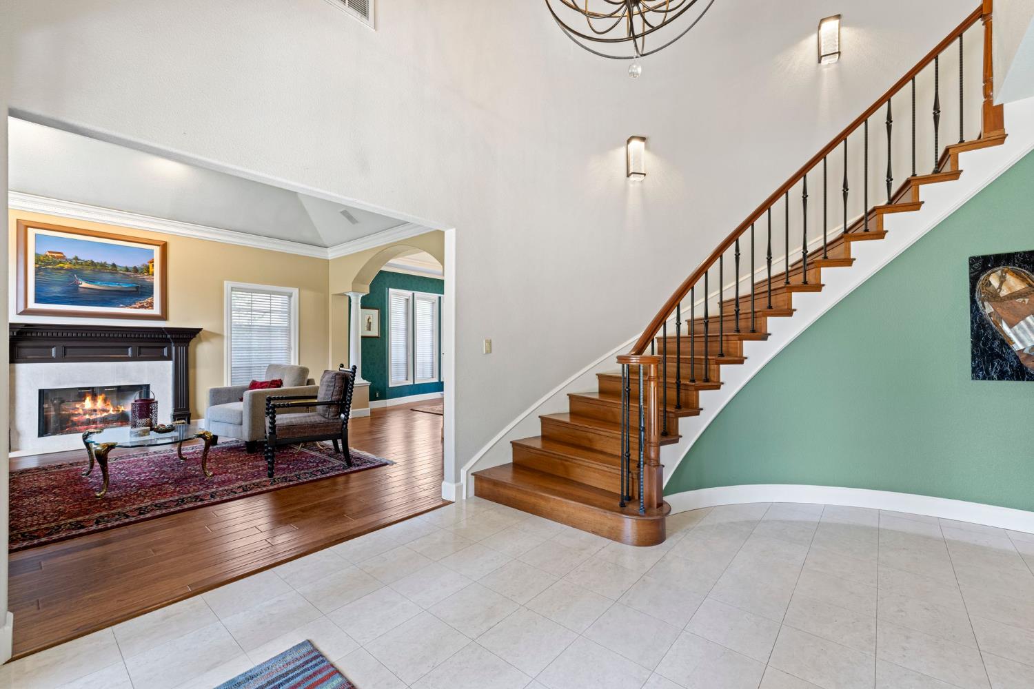 Detail Gallery Image 4 of 58 For 4330 Hale Ranch Ln, Fair Oaks,  CA 95628 - 4 Beds | 3 Baths
