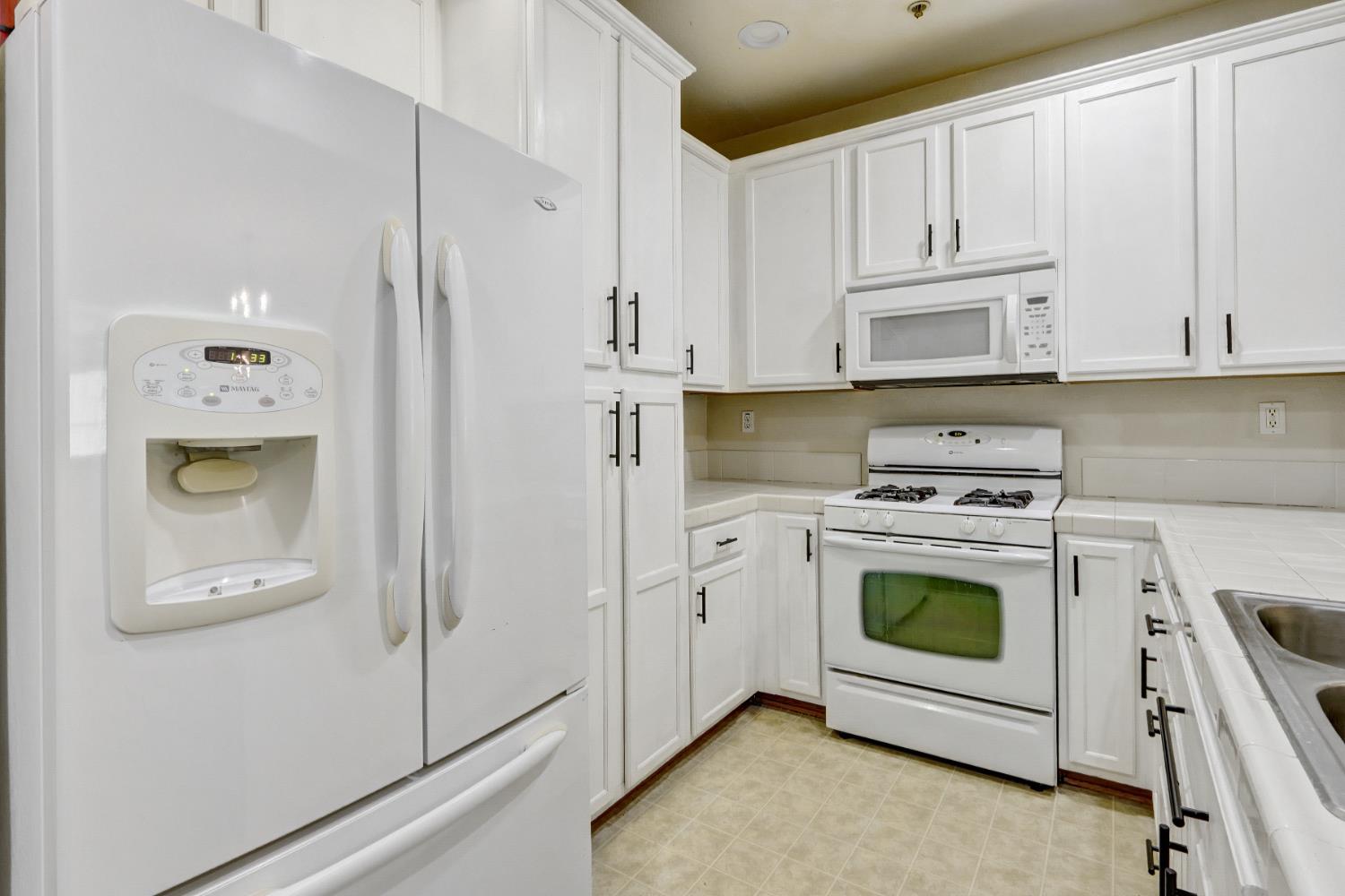 Detail Gallery Image 16 of 38 For 8444 Crystal Walk Cir #72,  Elk Grove,  CA 95758 - 2 Beds | 2 Baths