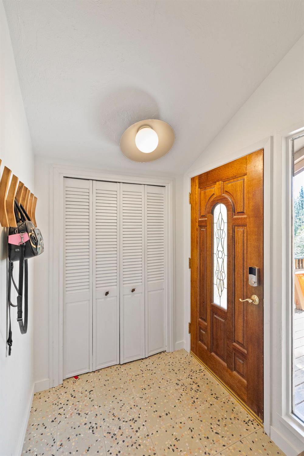 Detail Gallery Image 29 of 55 For 20018 Pine Mountain Dr, Groveland,  CA 95321 - 3 Beds | 3 Baths