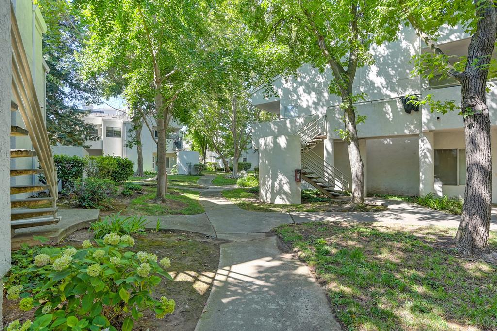 Detail Gallery Image 44 of 50 For 2561 Fulton Square Ln #59,  Sacramento,  CA 95821 - 2 Beds | 2 Baths