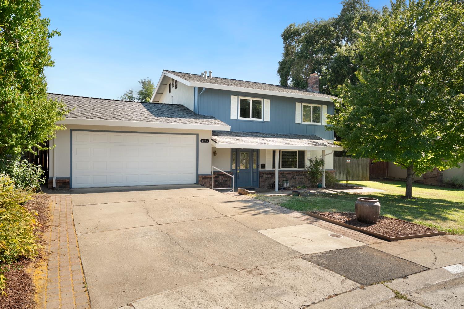 Detail Gallery Image 24 of 25 For 4509 Olivegate Dr, Fair Oaks,  CA 95628 - 4 Beds | 2/1 Baths