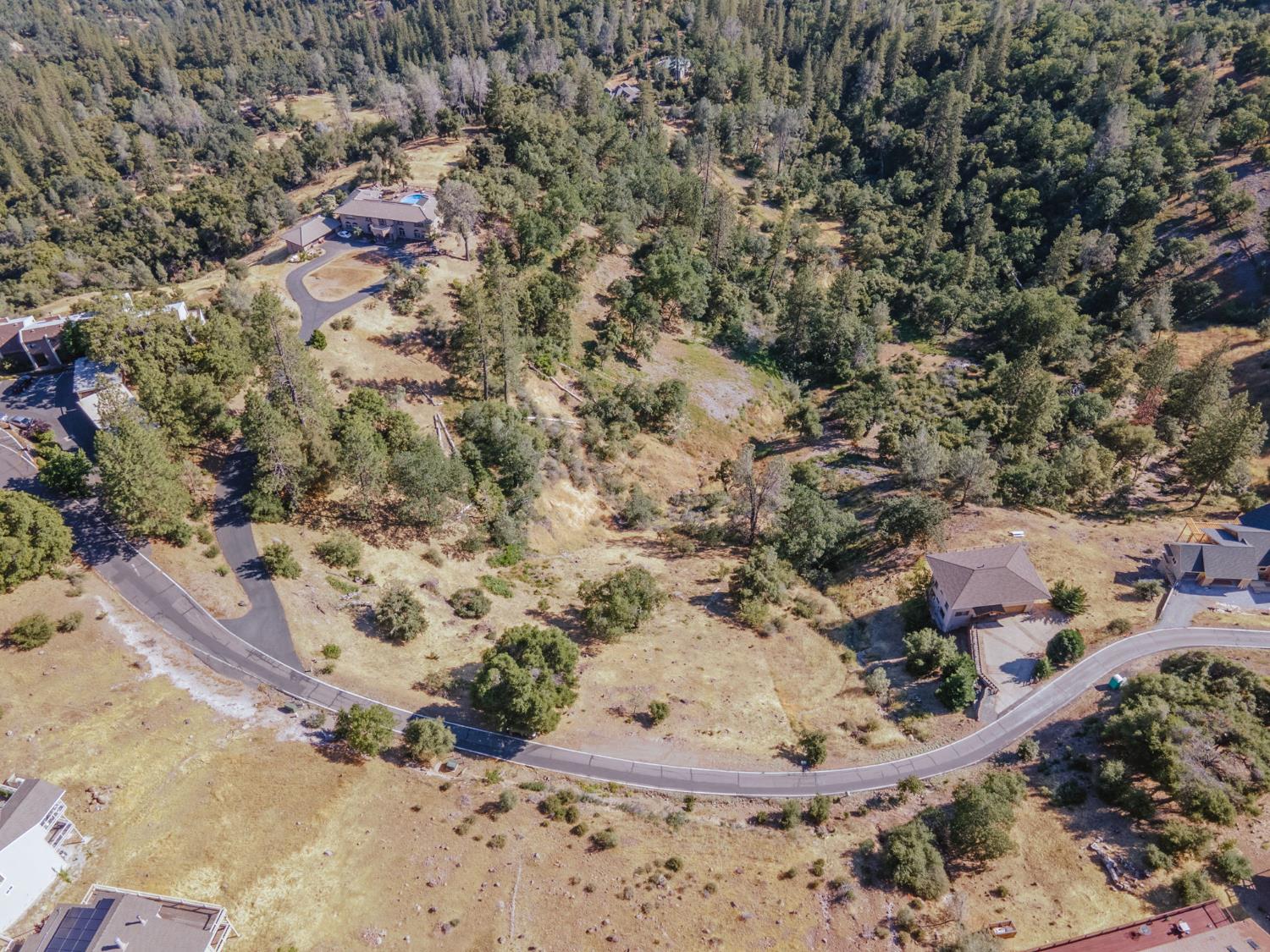 Detail Gallery Image 9 of 33 For 1144 Laurel Ln, Murphys,  CA 95247 - – Beds | – Baths