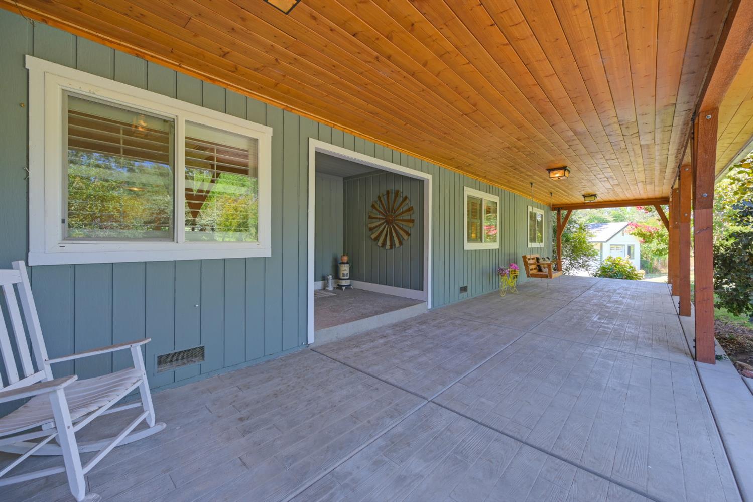 Detail Gallery Image 9 of 99 For 1653 Gold Rush Way, Penryn,  CA 95663 - 3 Beds | 2/1 Baths
