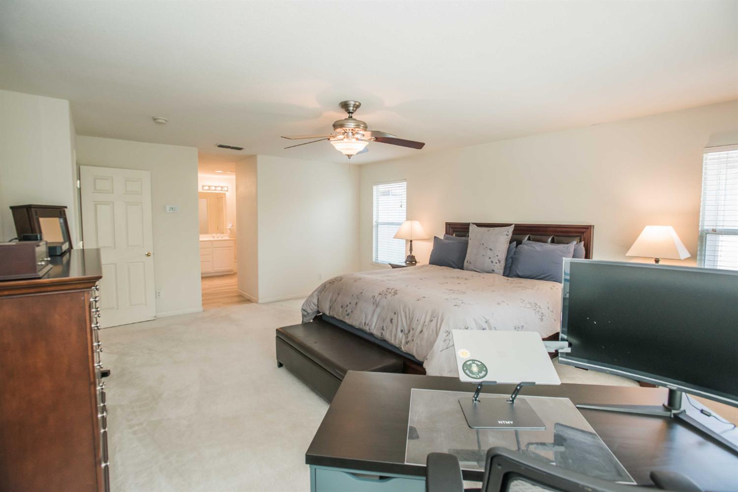 Detail Gallery Image 36 of 68 For 2210 Arnold Dr, Rocklin,  CA 95765 - 4 Beds | 2/1 Baths