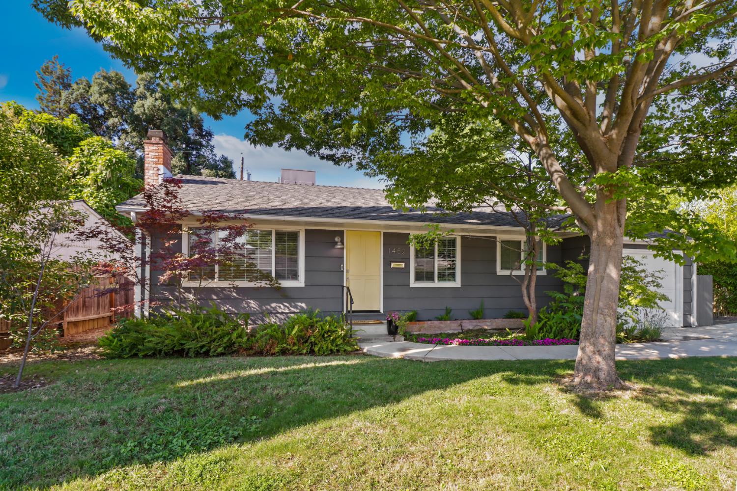 Detail Gallery Image 45 of 45 For 1452 Oregon Dr, Sacramento,  CA 95822 - 3 Beds | 2 Baths