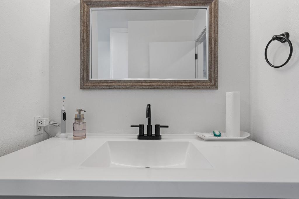 Detail Gallery Image 19 of 30 For 1904 Hunt Ave, Modesto,  CA 95350 - 3 Beds | 2 Baths