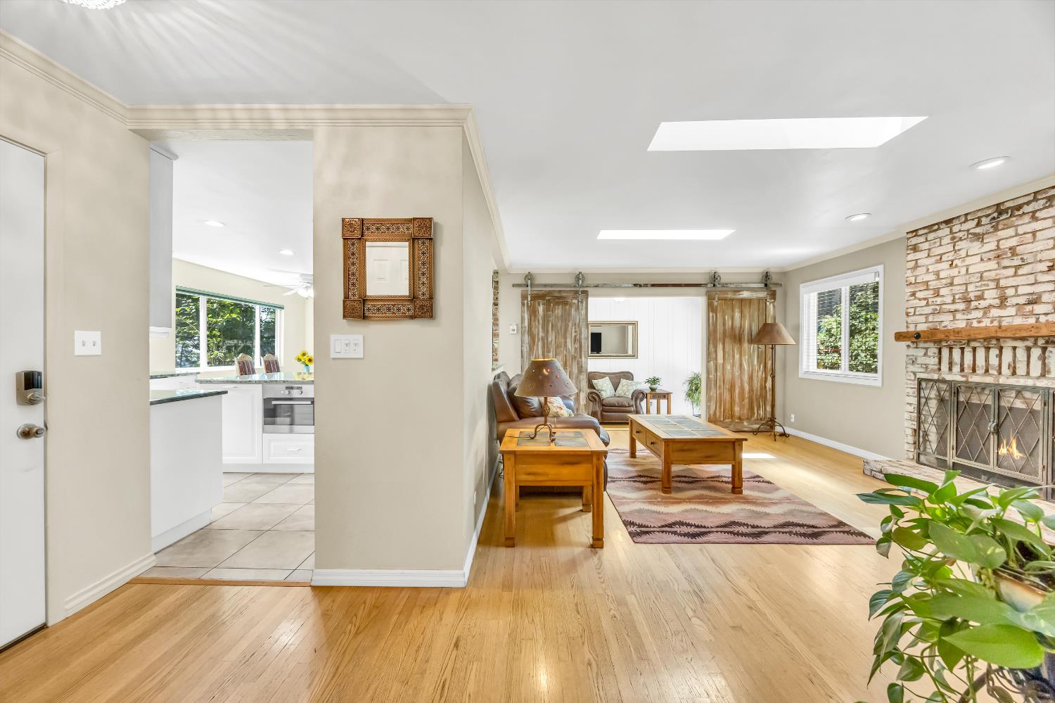 Detail Gallery Image 10 of 59 For 3975 Valley Vista Dr, Camino,  CA 95709 - 3 Beds | 2 Baths