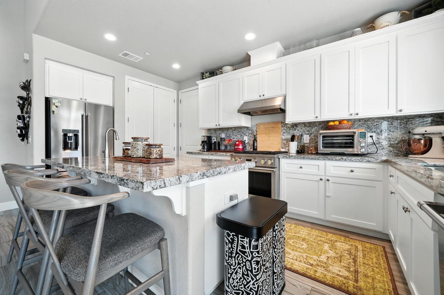 Detail Gallery Image 19 of 44 For 668 Morning Glory Cir, Ione,  CA 95640 - 4 Beds | 3 Baths