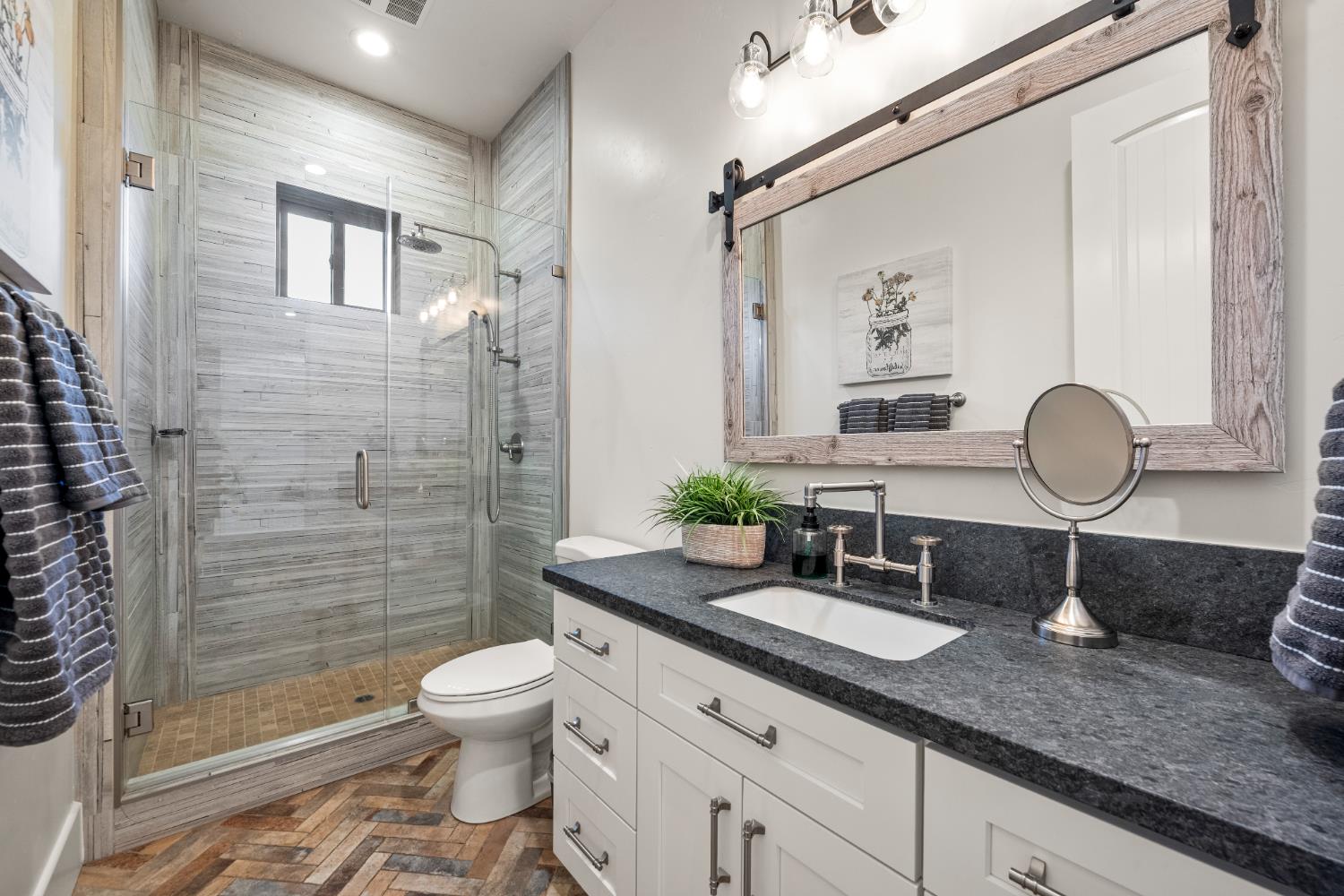 Detail Gallery Image 30 of 80 For 3050 Rattlesnake Rd, Newcastle,  CA 95658 - 5 Beds | 3/1 Baths