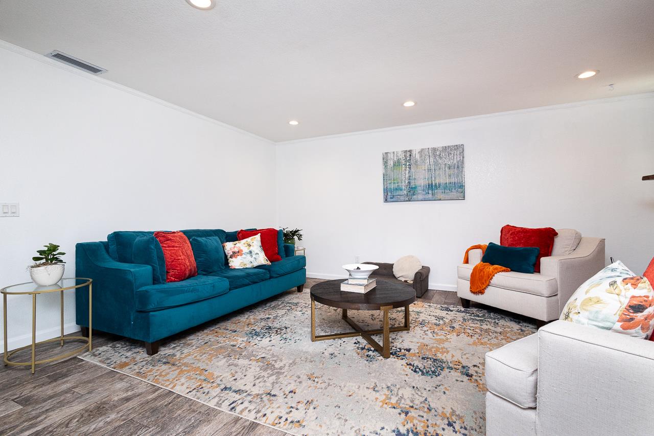 Detail Gallery Image 9 of 24 For 4013 Quarry Ct, Loomis,  CA 95650 - 3 Beds | 2/1 Baths