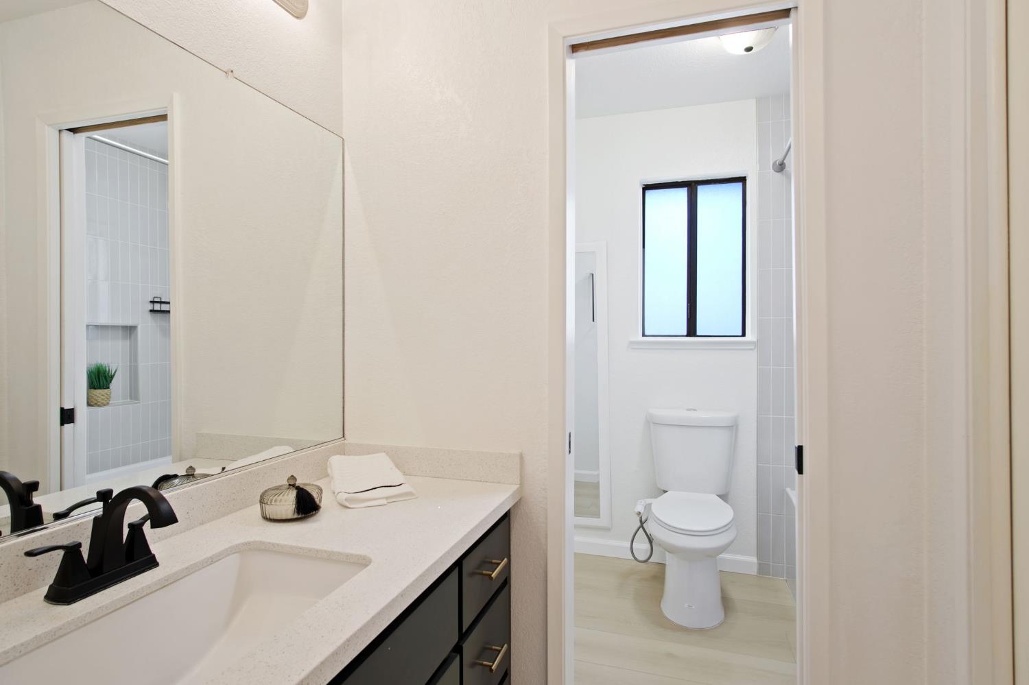 Detail Gallery Image 22 of 47 For 3350 M St #30,  Merced,  CA 95348 - 2 Beds | 1/1 Baths