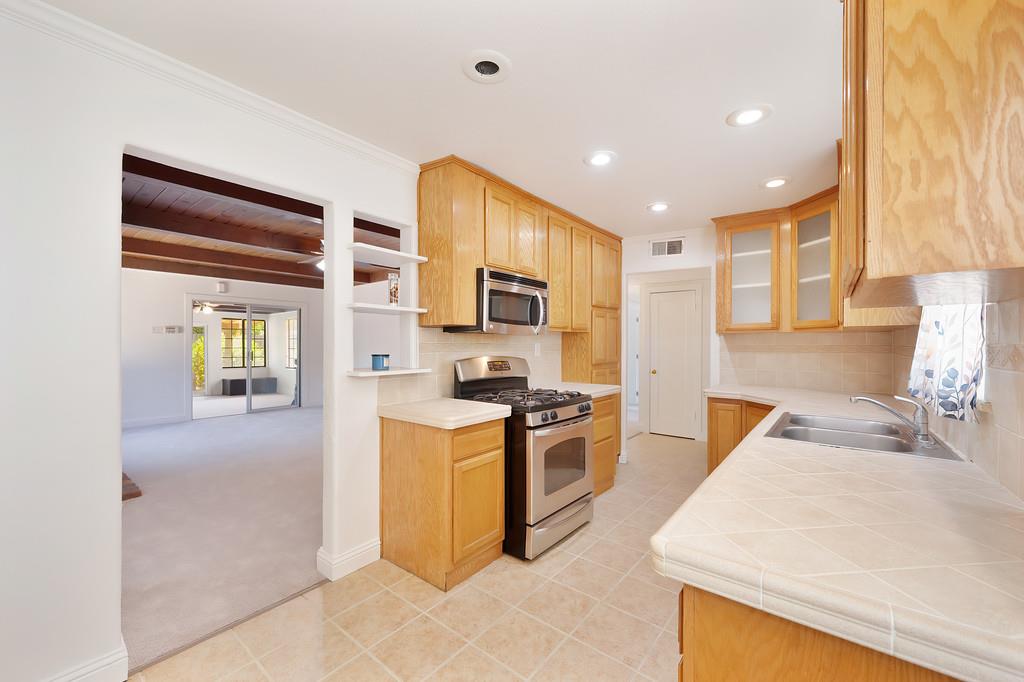 Detail Gallery Image 11 of 75 For 312 Beamer St, Woodland,  CA 95695 - 4 Beds | 2 Baths