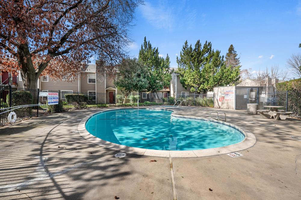 Detail Gallery Image 21 of 28 For 9101 Newhall Dr #63,  Sacramento,  CA 95826 - 2 Beds | 1 Baths