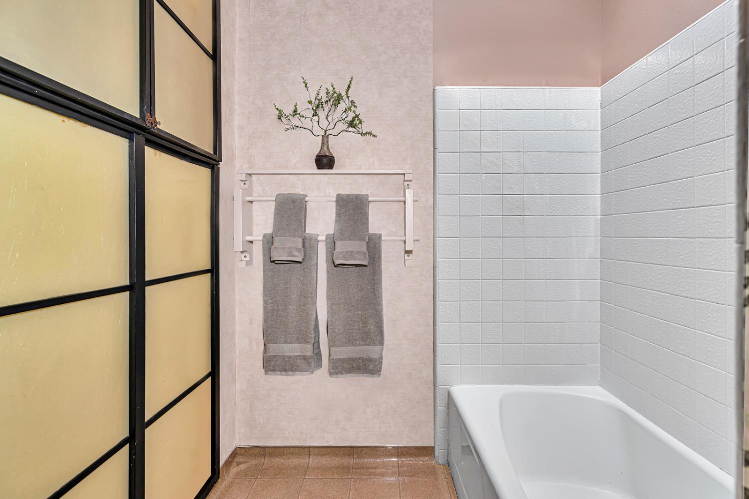 Detail Gallery Image 29 of 58 For 1838 Hillview Dr, Los Banos,  CA 93635 - 3 Beds | 2 Baths