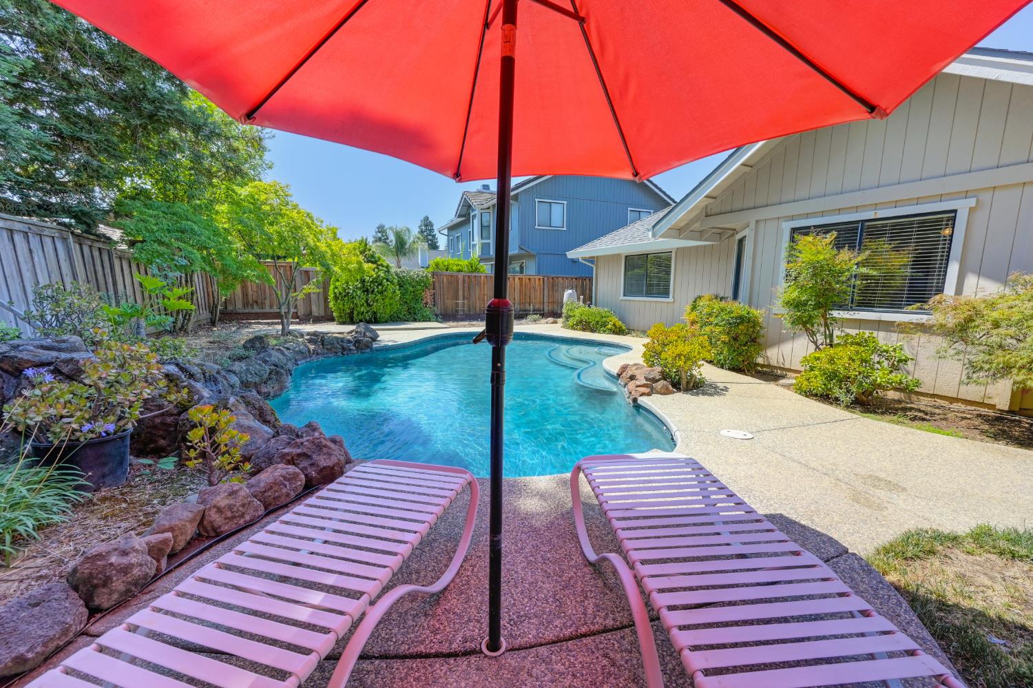 Detail Gallery Image 44 of 53 For 5408 E Brook Way, Elk Grove,  CA 95758 - 3 Beds | 2 Baths