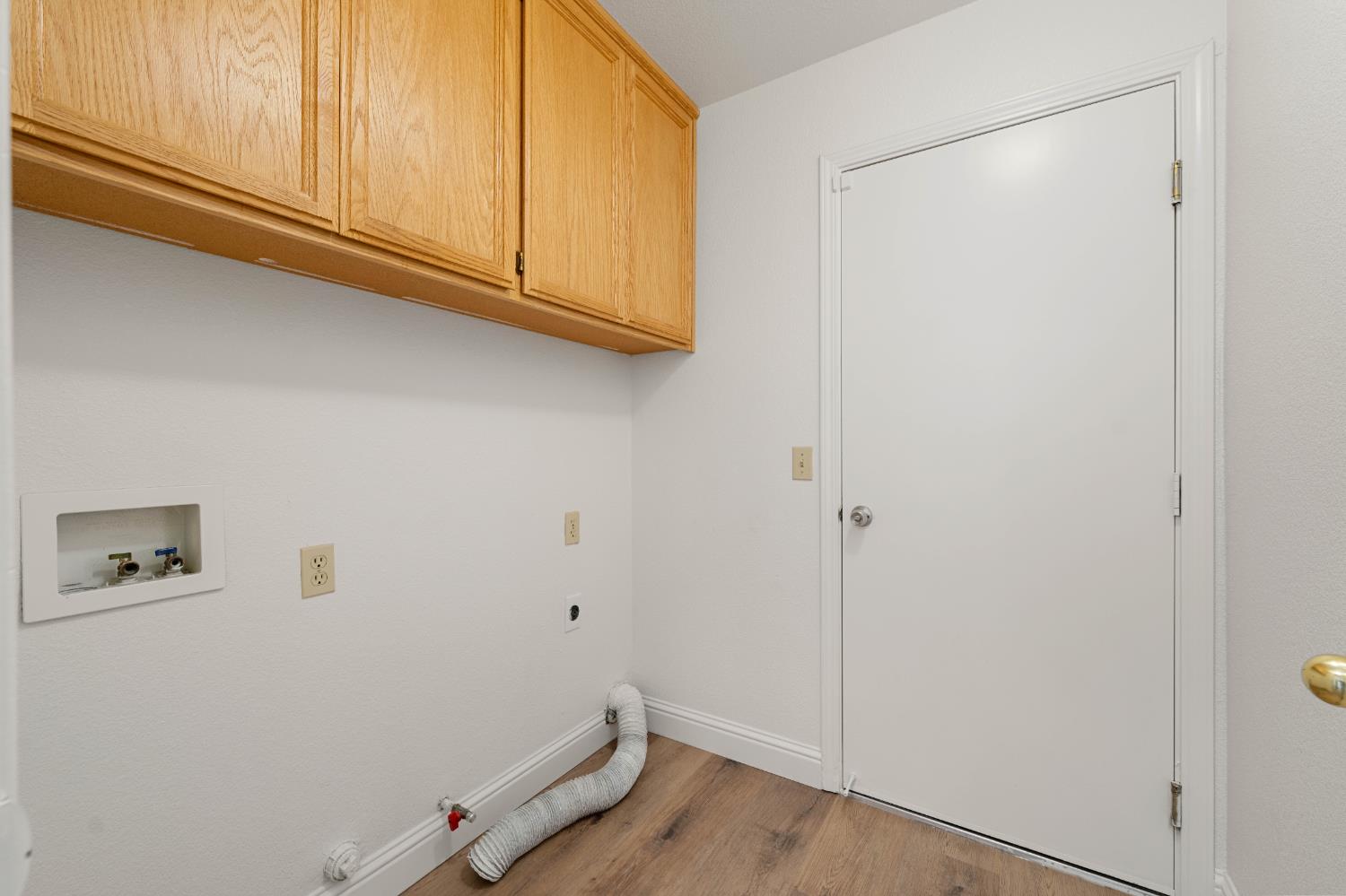 Detail Gallery Image 23 of 33 For 1 Afton Ct, Sacramento,  CA 95823 - 3 Beds | 2 Baths