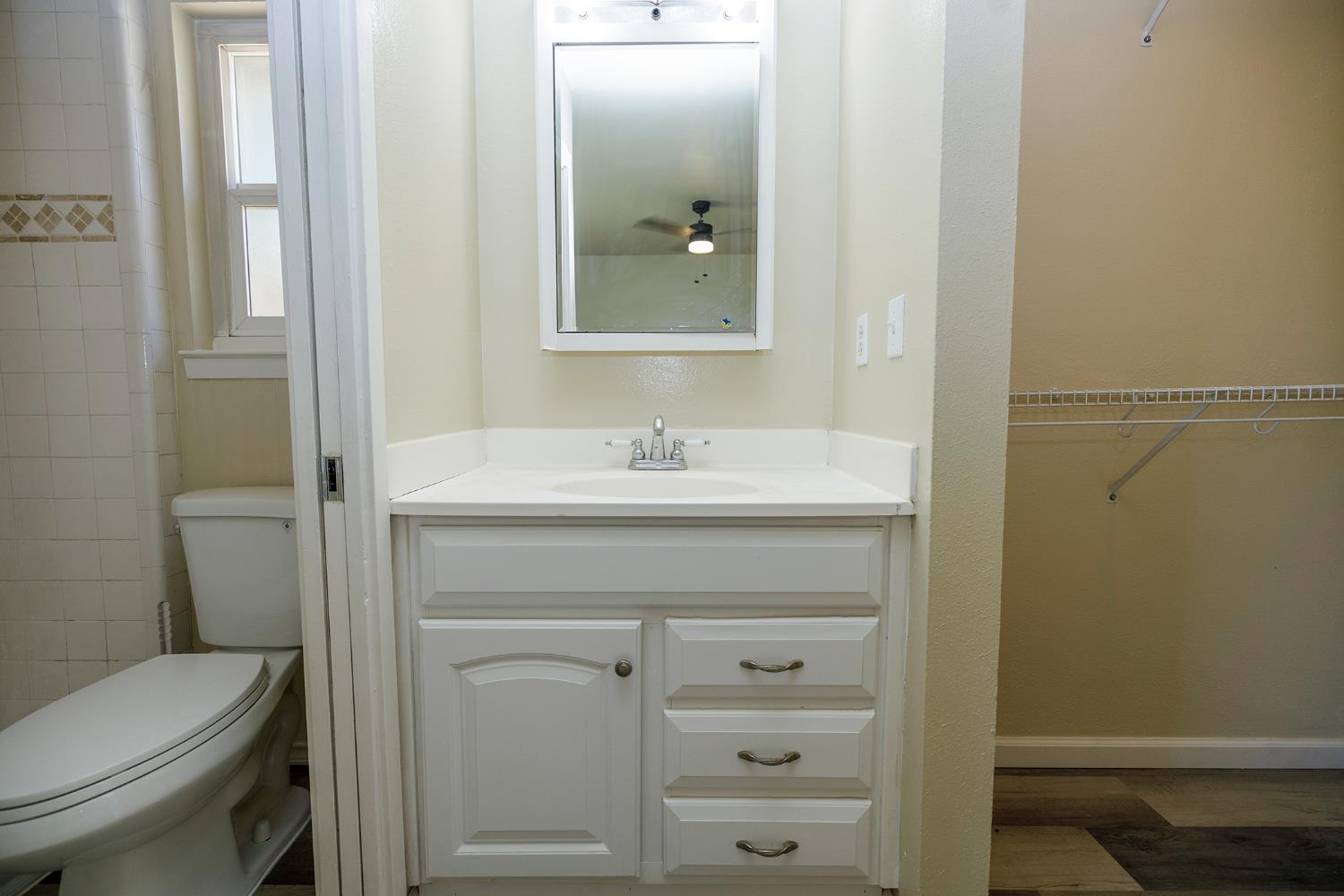 Detail Gallery Image 23 of 42 For 2020 Preston Ln, Modesto,  CA 95355 - 3 Beds | 2 Baths