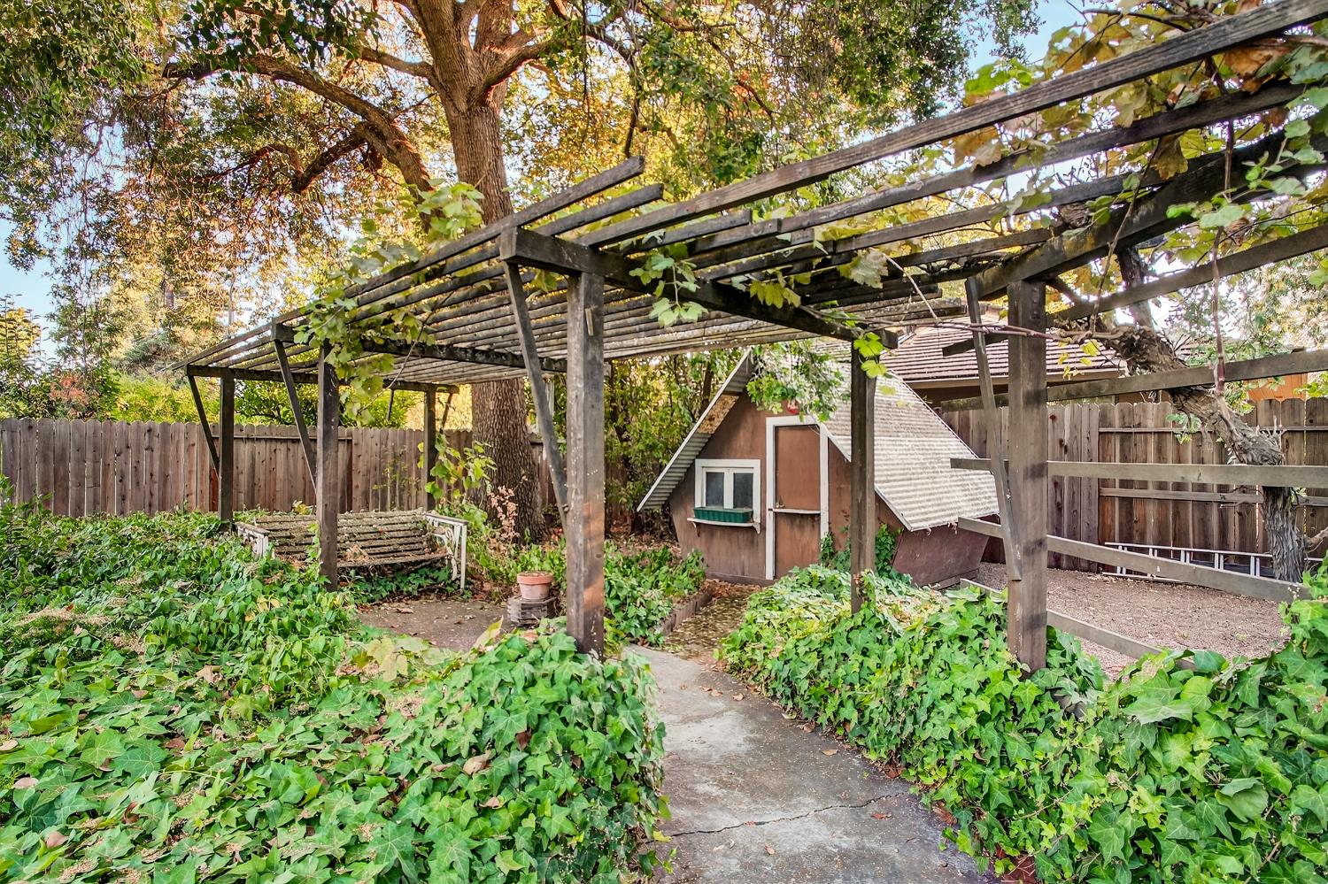 Detail Gallery Image 22 of 22 For 1004 Elm, Woodland,  CA 95695 - 3 Beds | 3 Baths