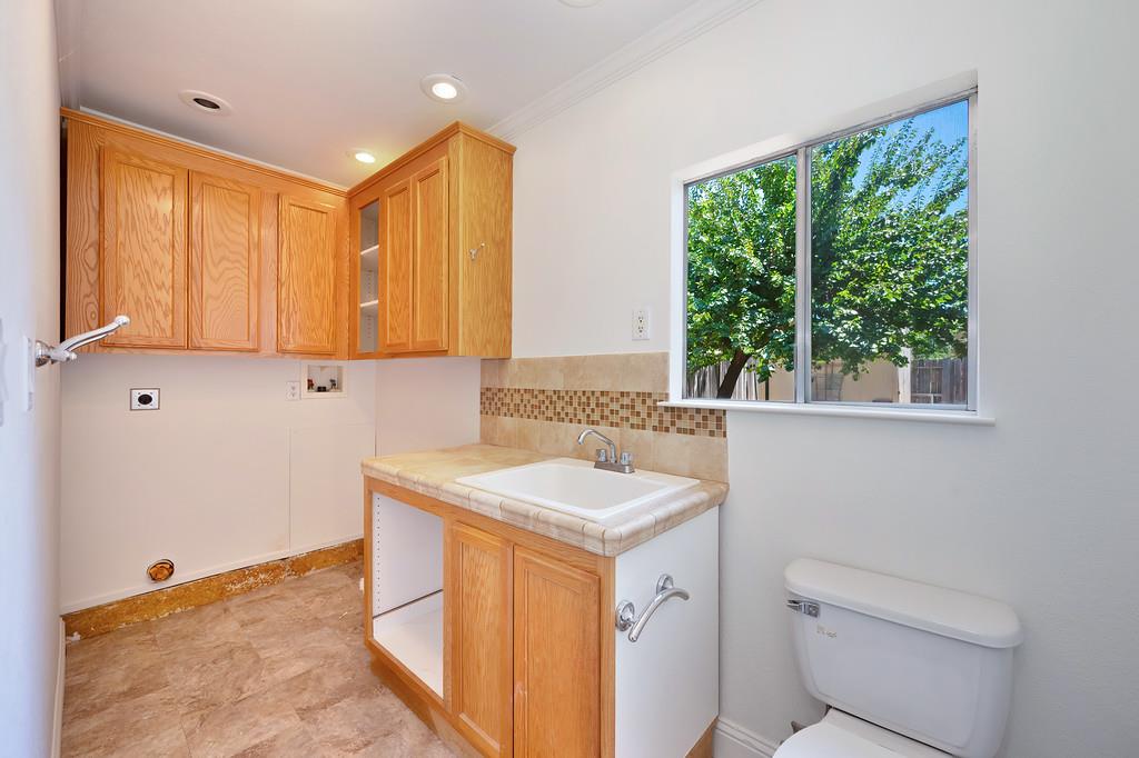 Detail Gallery Image 31 of 75 For 312 Beamer St, Woodland,  CA 95695 - 4 Beds | 2 Baths