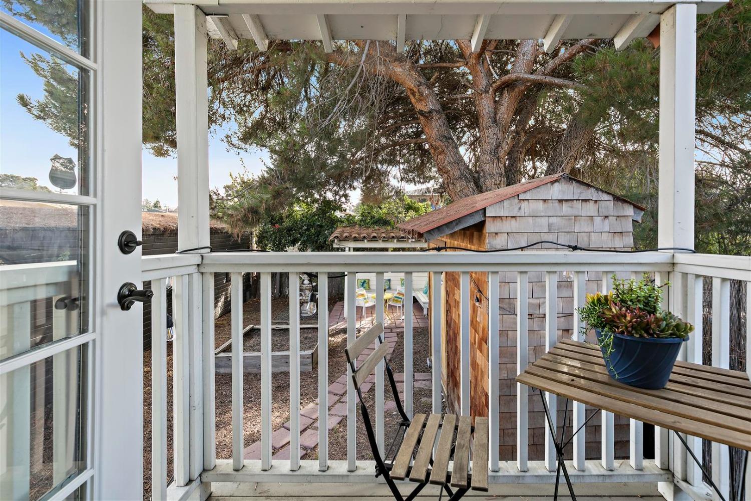 Detail Gallery Image 25 of 39 For 3459 Paxton, Oakland,  CA 94601 - 3 Beds | 2 Baths