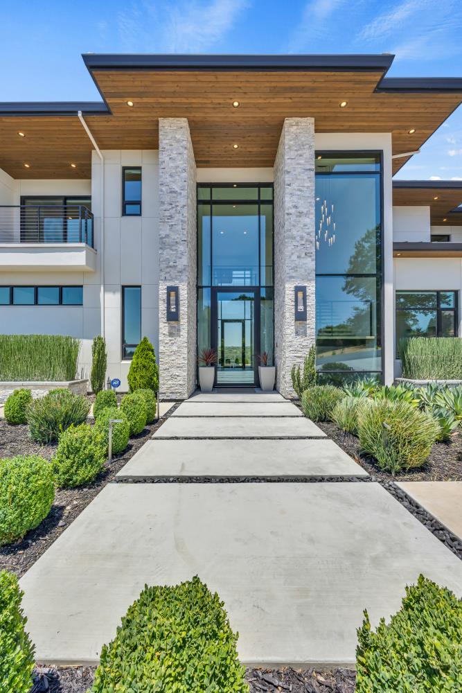 Detail Gallery Image 6 of 98 For 8140 Brookhollow Ct, Loomis,  CA 95650 - 4 Beds | 4/2 Baths