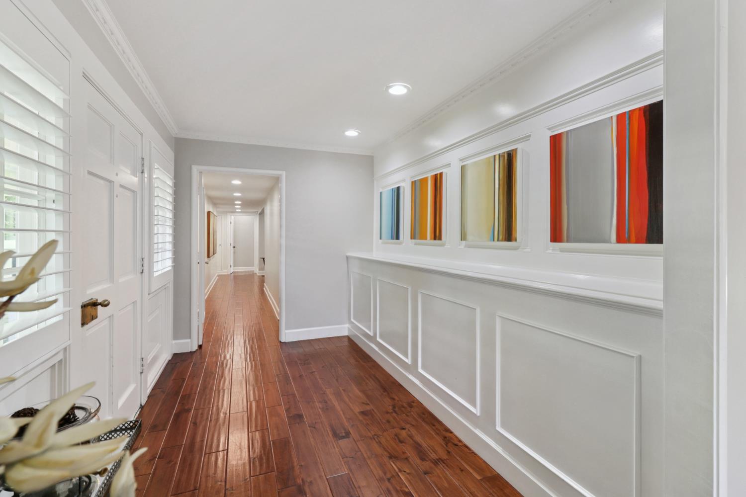 Detail Gallery Image 6 of 62 For 551 Thornley Way, Sacramento,  CA 95864 - 4 Beds | 2/1 Baths