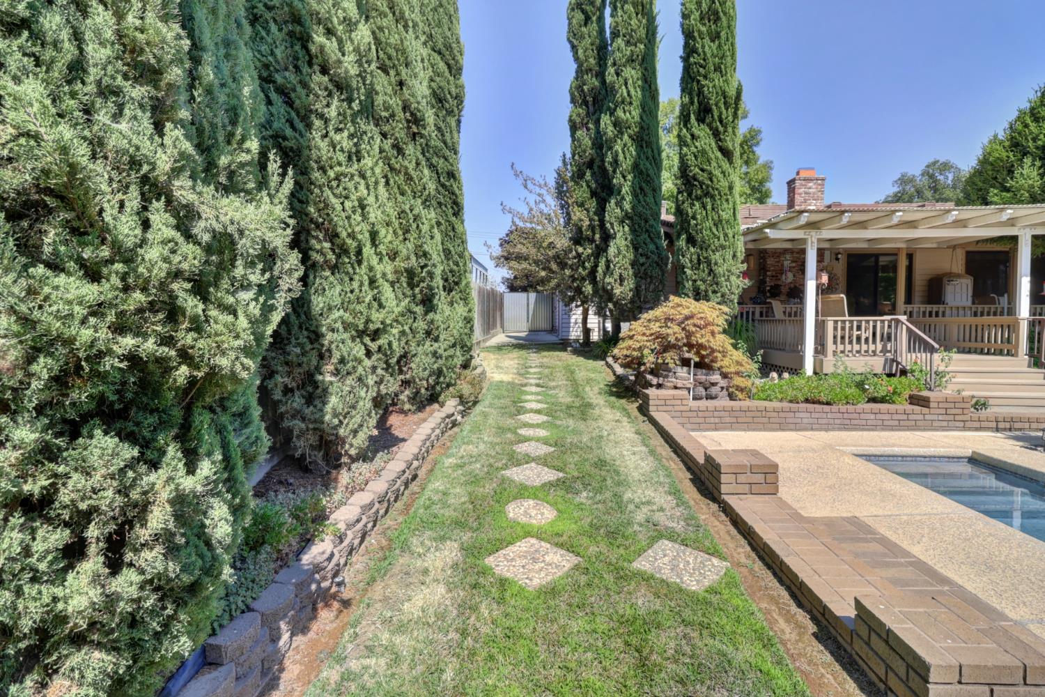 Detail Gallery Image 75 of 95 For 7919 Wonder St, Citrus Heights,  CA 95610 - 4 Beds | 2/1 Baths