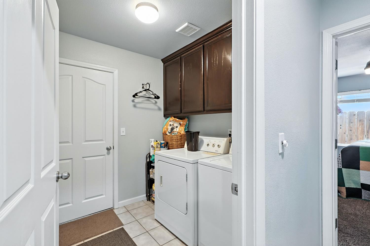 Detail Gallery Image 16 of 34 For 6045 Lea Ct, Winton,  CA 95388 - 4 Beds | 2 Baths
